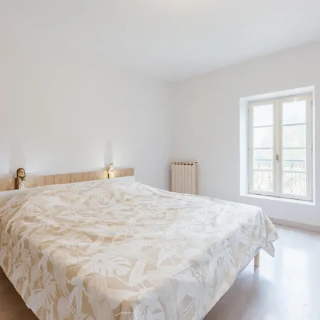 Aile Chateau De Saint-sarnin Pour 10 Personnes Avec Piscine Grisolles (Tarn-et-Garonne)