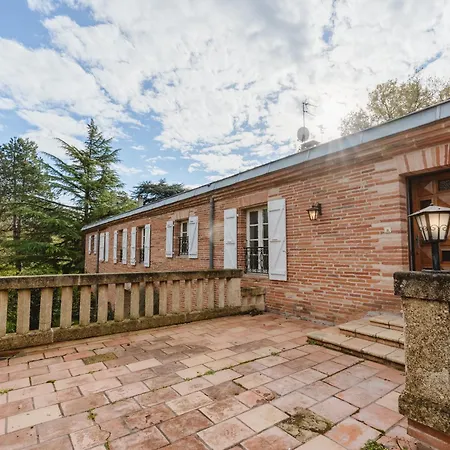 Prázdninový dům Aile Chateau De Saint-sarnin Pour 14 Personnes Avec Piscine