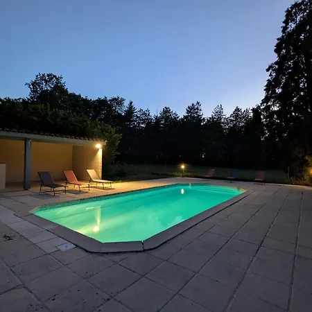 Semesterbostad Aile Chateau De Saint-sarnin Pour 14 Personnes Avec Piscine Grisolles (Tarn-et-Garonne)